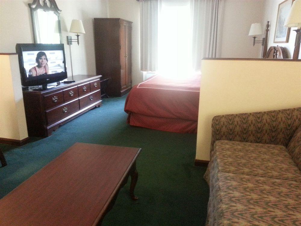 Red Roof Inn & Suites Albany, Ga Exteriör bild