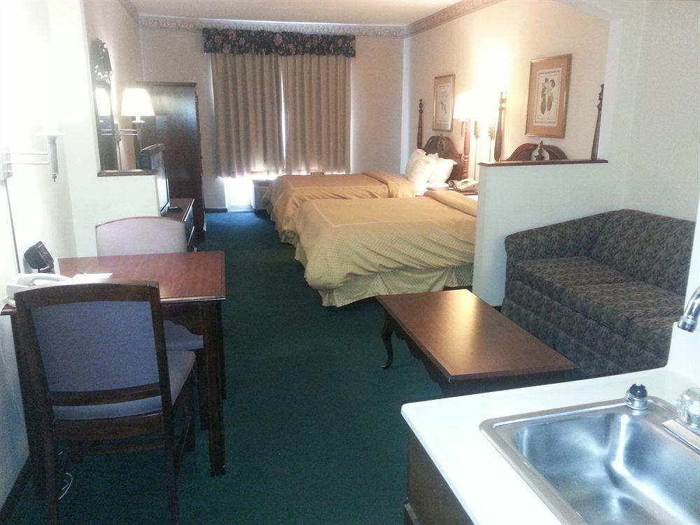 Red Roof Inn & Suites Albany, Ga Exteriör bild